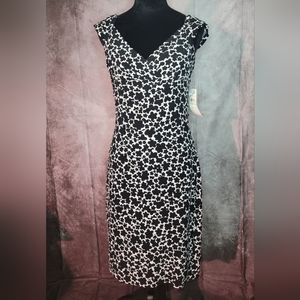 London Times Cocktail Dress Cap Sleeve V Neck Floral